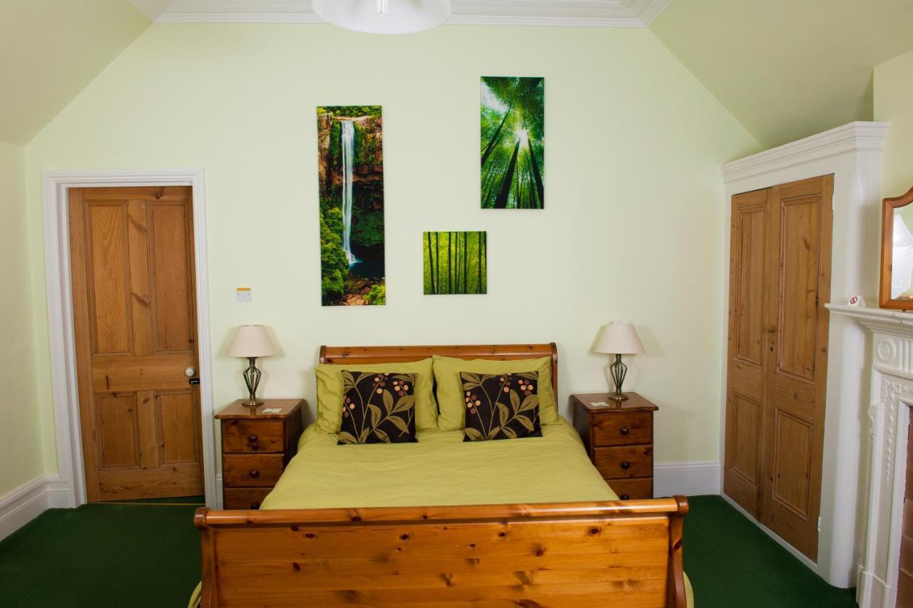 סנדהרסט Heatherbank B&B מראה חיצוני תמונה